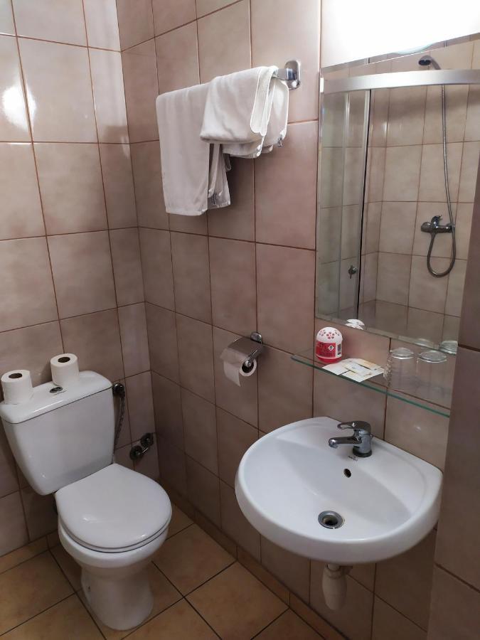 Gosciniec Czarci Mlyn Bed & Breakfast Bedzin Exterior photo